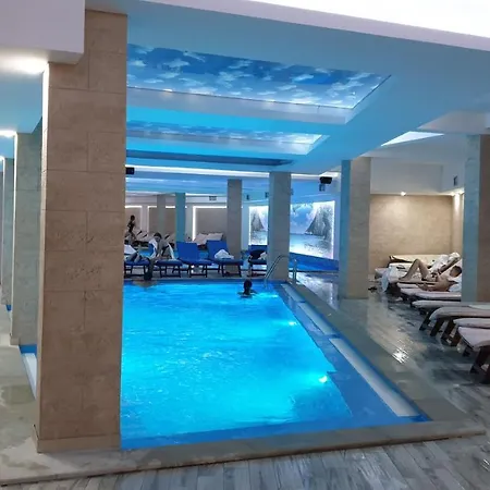 Milmari Sara P61 Apartment *