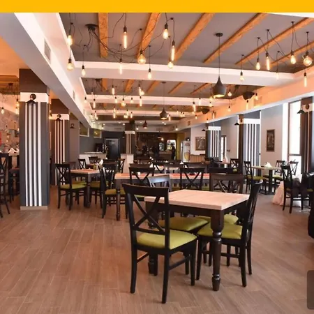 Milmari Sara P61 Kopaonik